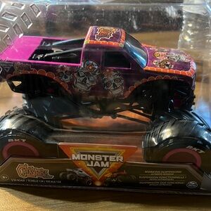 Monster jam Calavera 1/24